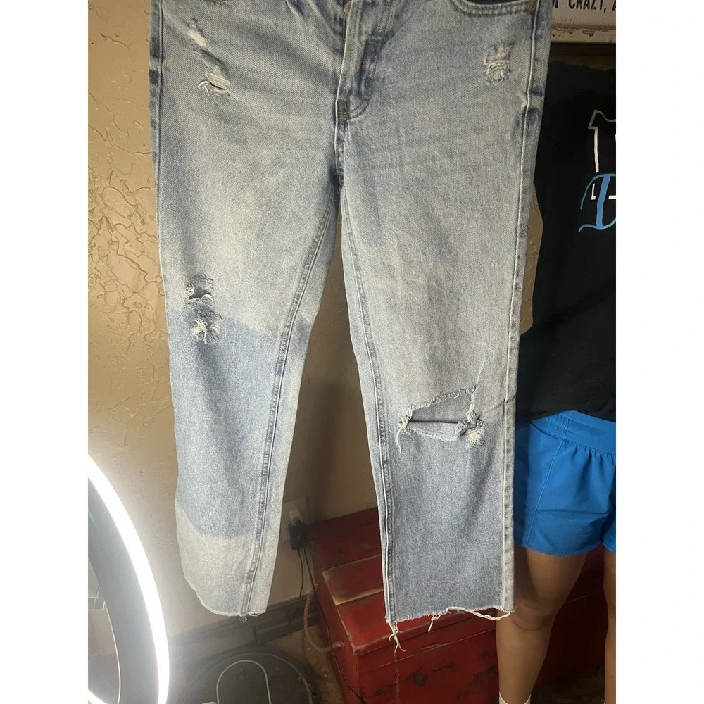 Arizona Jeans Women's Sz 0 High‎ Rise Vintage Straight Button Fly Distressed